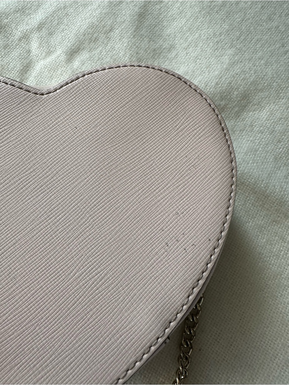 kate spade Pale Pink Heart Crossbody with Gold Chain - Picture 4 of 5